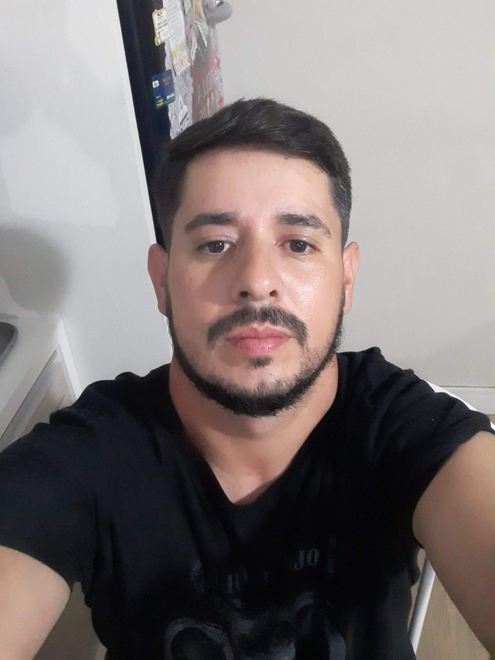 Roberto M., 51